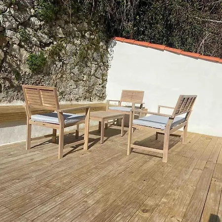 Una Terraza En El Rio De La Pila * Santander